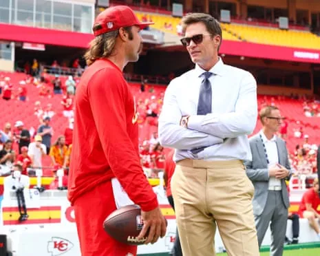 The NFL legend sparks online backlash following showing up in Raiders team booth